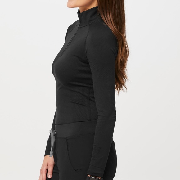 Figs Salta Seamless ¼ Zip XS/S
LIMITED EDITION STYLE
Brand New sealed package - Picture 14 of 15